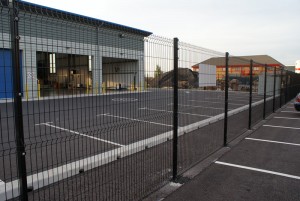 1.8m high Nylorfor 3-M mesh fencing